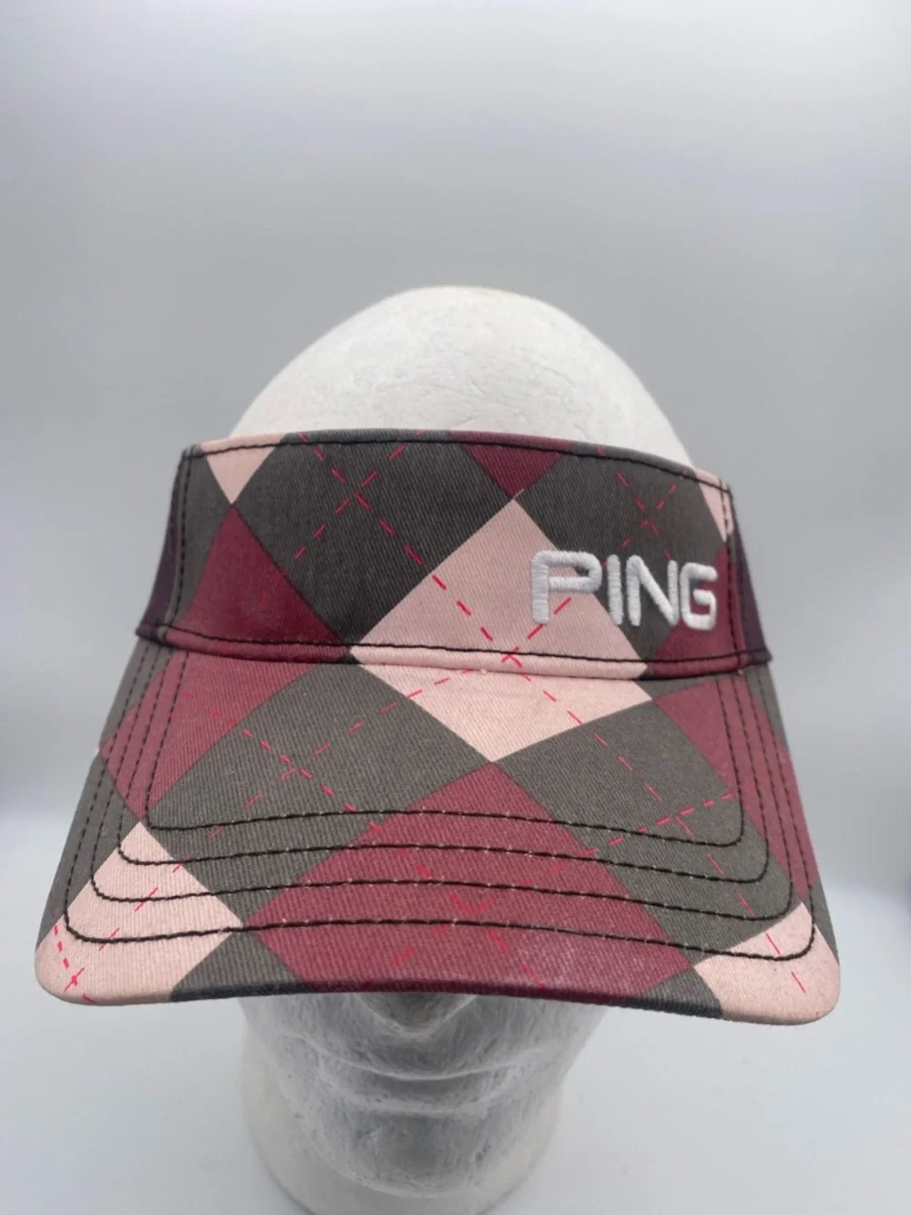 PING Argyle Golf Visor in Burgundy and Pink - Picture 1 of 6